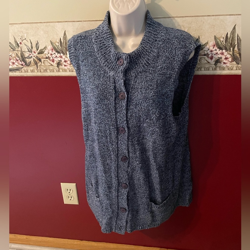 Basic Editions Navy Button-Front Sleeveless Knit Vest